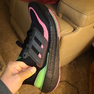 Adidas Women's Black and Pink Sneakers